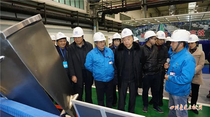 &ldquo;三線建設與新中國發(fā)展&rdquo;專家論壇代表到東汽調(diào)研